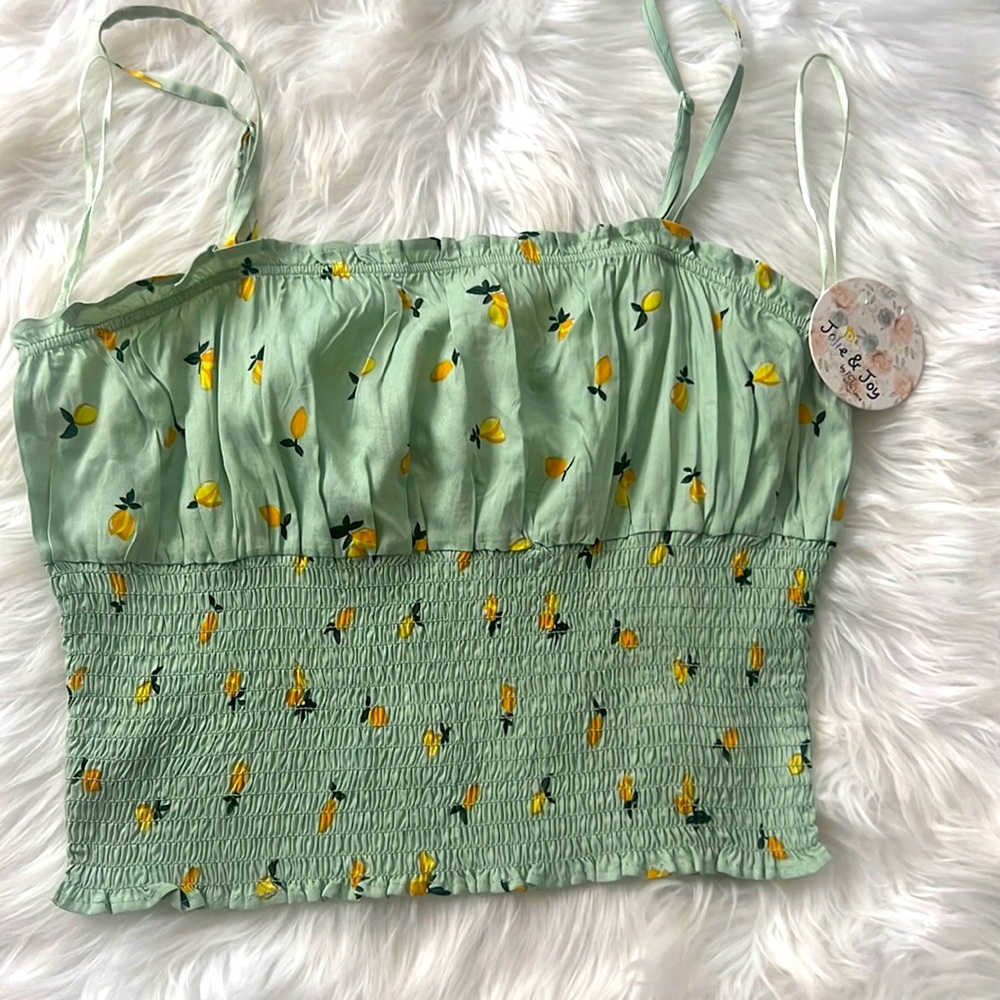 Jolie & Joy green cropped top